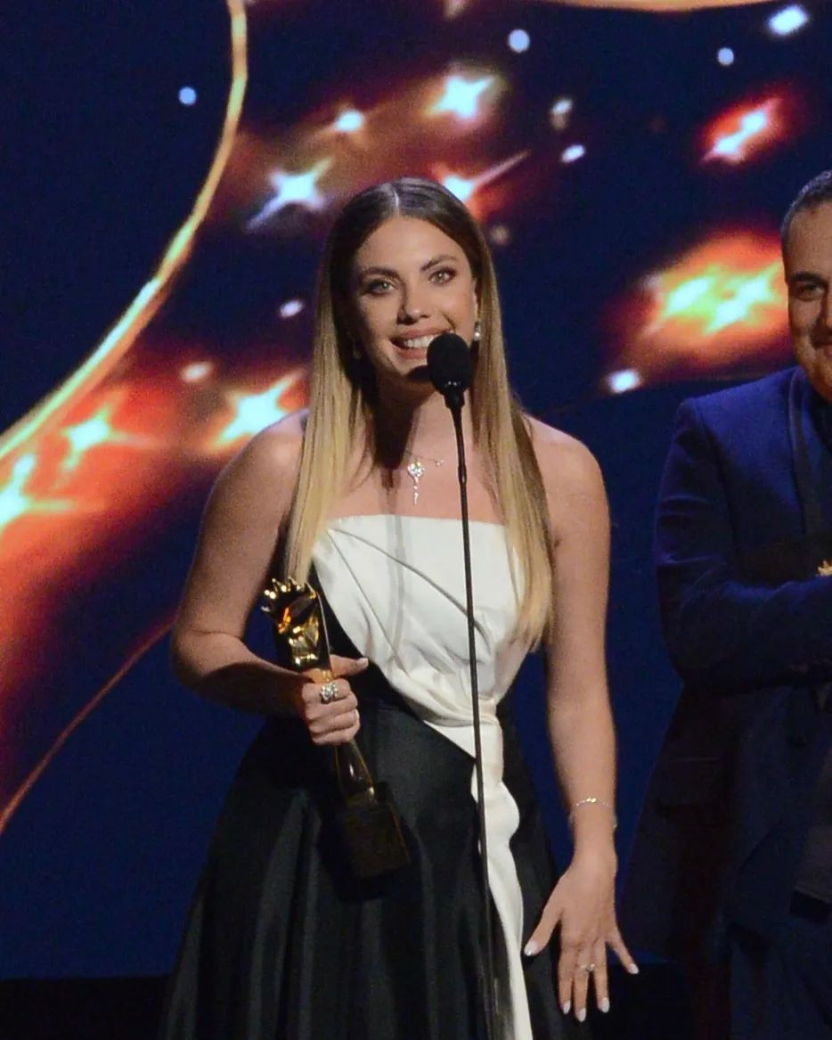 Eda Ece, Lübnan’da En İyi Kadın Oyuncu' ödülünü aldı - Sayfa 7