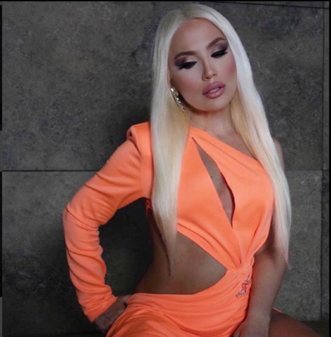 Lerzan Mutlu'dan iddialı pozlar... Turuncu elbisesiyle kendine hayran bıraktı - Sayfa 6