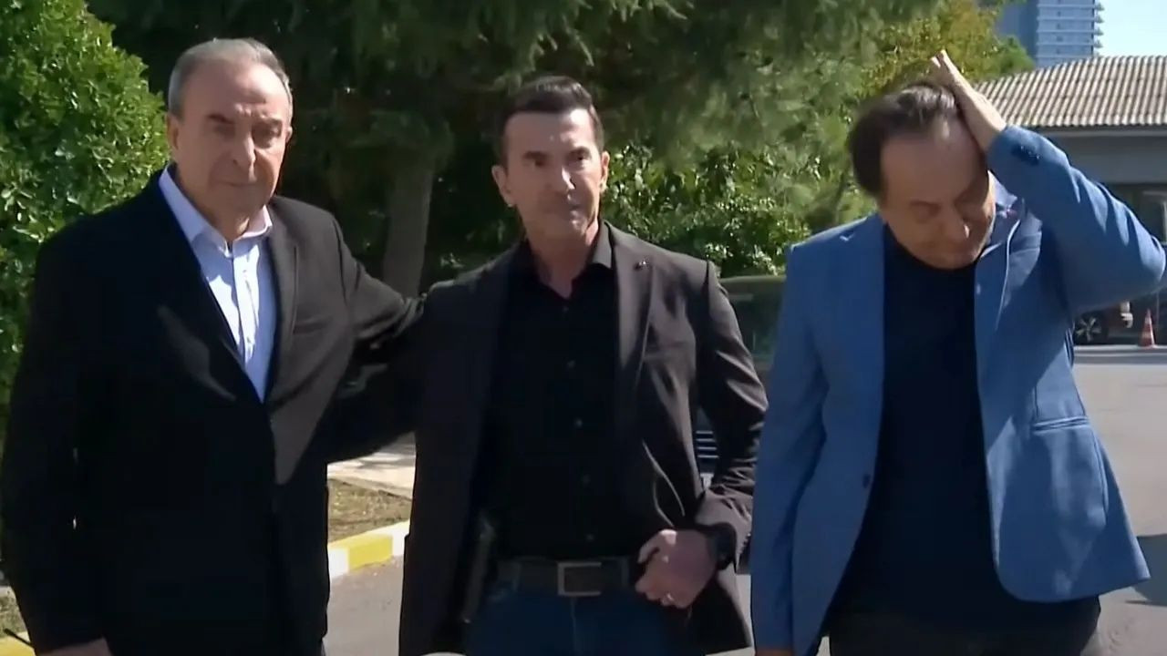 Arka Sokaklar Dizisinde Başrol Tükendi! Yeni Sezonun İlk Ayrılığı Geldi - Sayfa 10