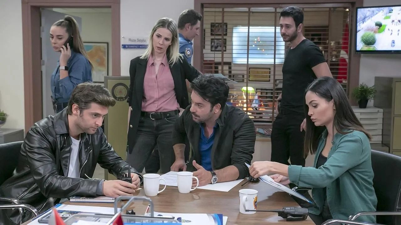 Arka Sokaklar Dizisi Yeni Bölümde Efsane Geri Dönüyor! - Sayfa 5