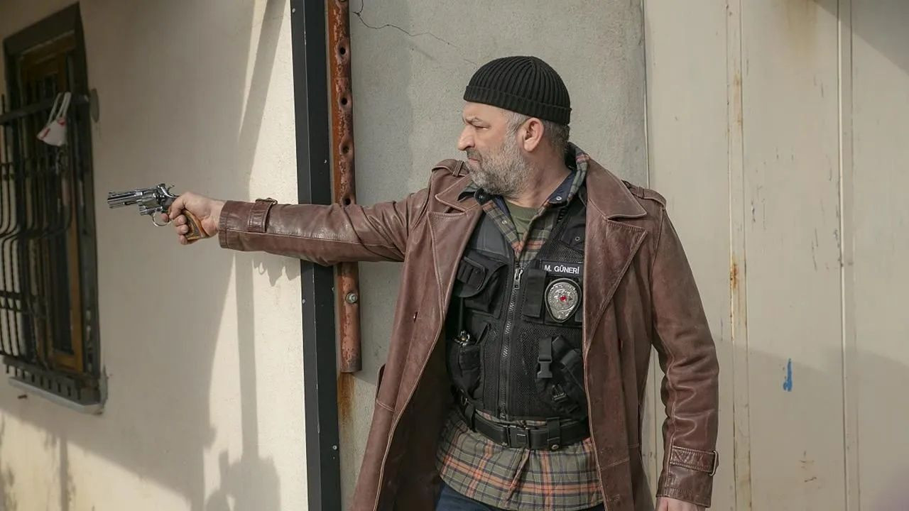 Arka Sokaklar Dizisi Yeni Bölümde Efsane Geri Dönüyor! - Sayfa 11