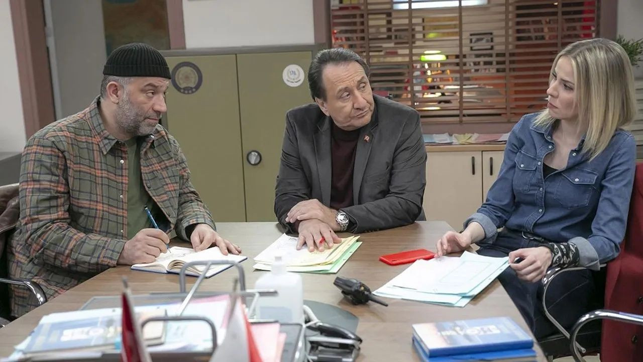 Arka Sokaklar Dizisi Yeni Bölümde Efsane Geri Dönüyor! - Sayfa 12