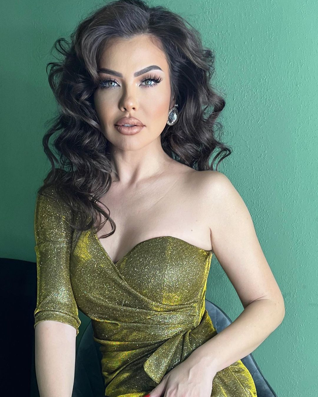 Yok böyle değişim! Bir döneme damga vuran şarkıcı Lara estetiksiz haliyle gündem oldu - Sayfa 16