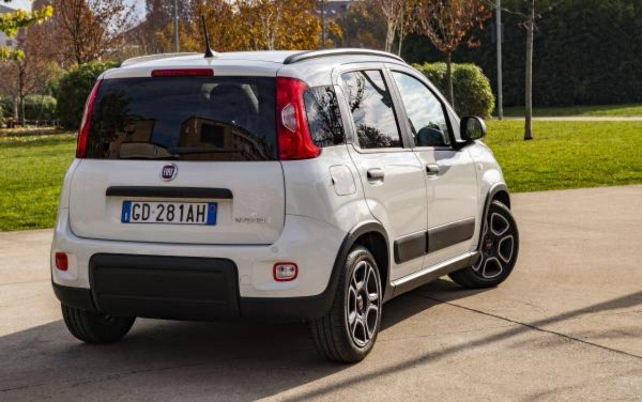 Otomobil fiyatlarında son 3 aylık tablo şaşkına çevirdi! İşte Kasım ayında Türkiye’de satılan en ucuz otomobiller - Sayfa 9