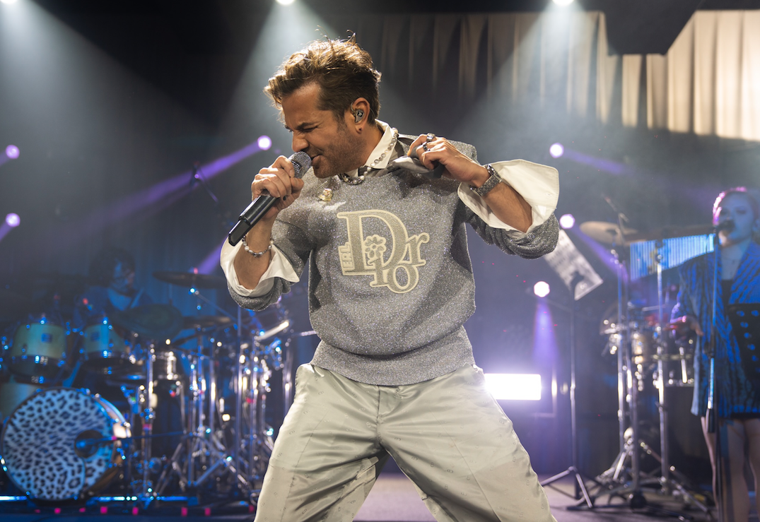 Beren Saat ile Kenan Doğulu'nun pembe stili sosyal medyayı salladı - Sayfa 7