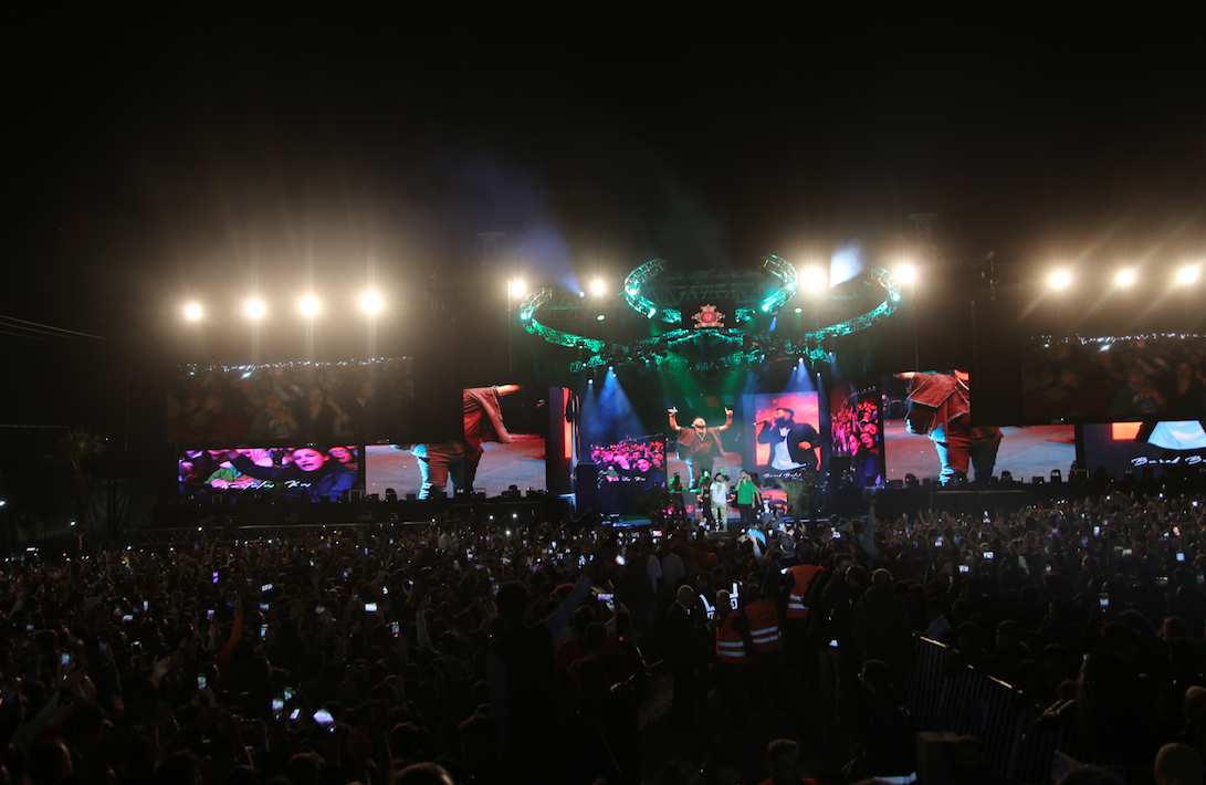 120 bin kişi Mustafa Sandal'ı canlı dinledi! ''Hayal etsem, böyle bir etkinlik olacağı aklıma gelmezdi'' - Sayfa 11