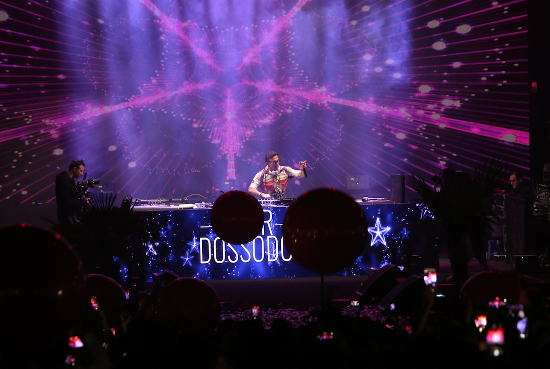 120 bin kişi Mustafa Sandal'ı canlı dinledi! ''Hayal etsem, böyle bir etkinlik olacağı aklıma gelmezdi'' - Sayfa 15