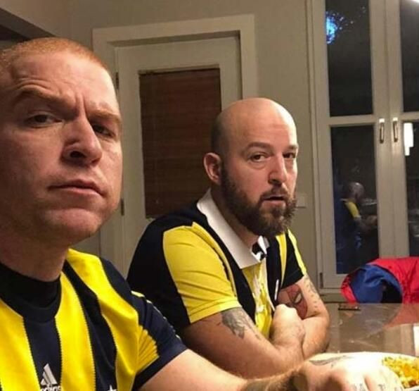 Oyuncu, şarkıcı, manken... Bakın hangi takımı tutuyorlar... - Sayfa 16