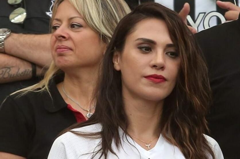 Oyuncu, şarkıcı, manken... Bakın hangi takımı tutuyorlar... - Sayfa 42