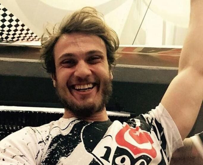 Oyuncu, şarkıcı, manken... Bakın hangi takımı tutuyorlar... - Sayfa 7