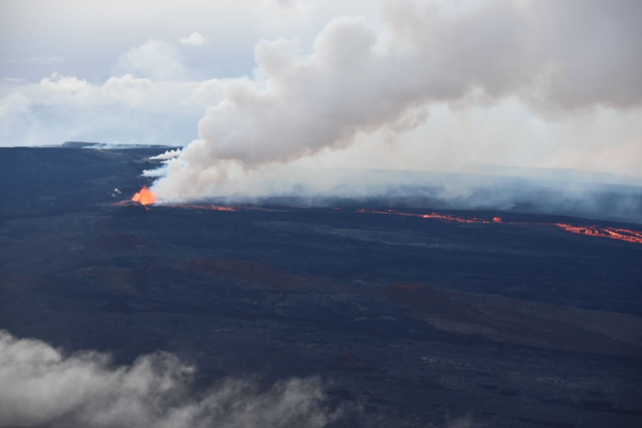 Dünyanın en büyük yanardağı 38 yıl sonra yeniden aktif! - Sayfa 10
