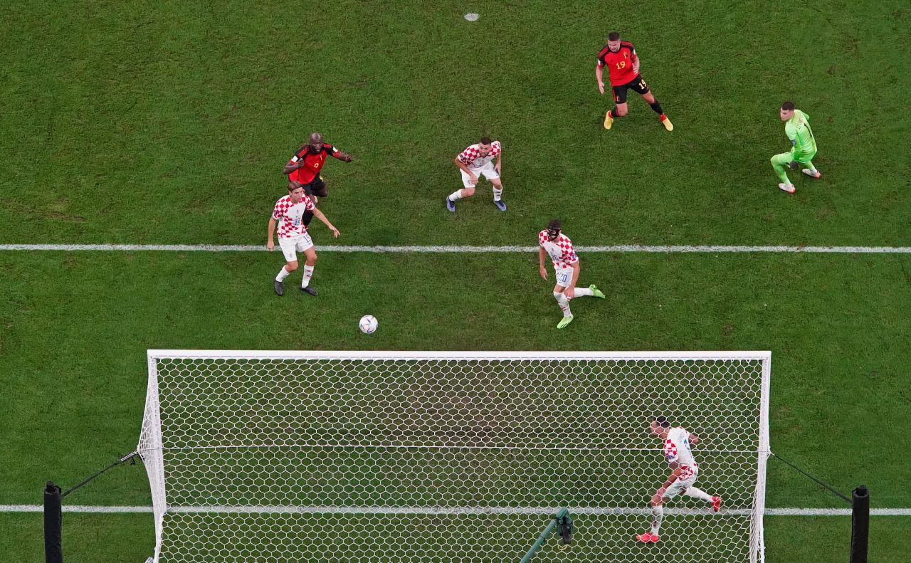 Lukaku kaçırdığı gollerle geceye damga vurdu - Sayfa 5