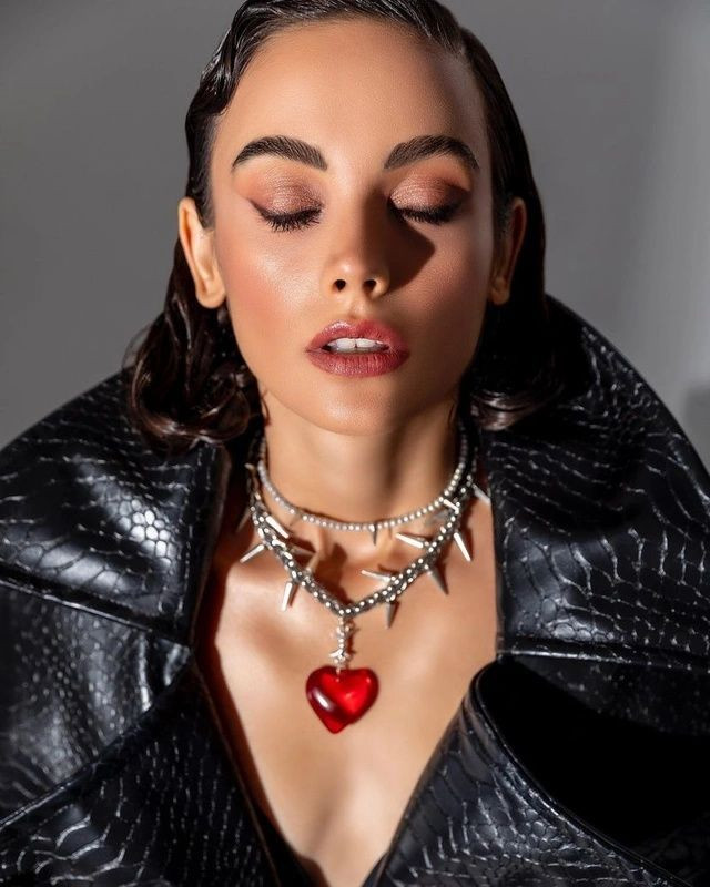 Haftanın En Popüler Kadın Oyuncusu Ne Alina Boz Ne Özge Yağız Oldu! - Sayfa 10