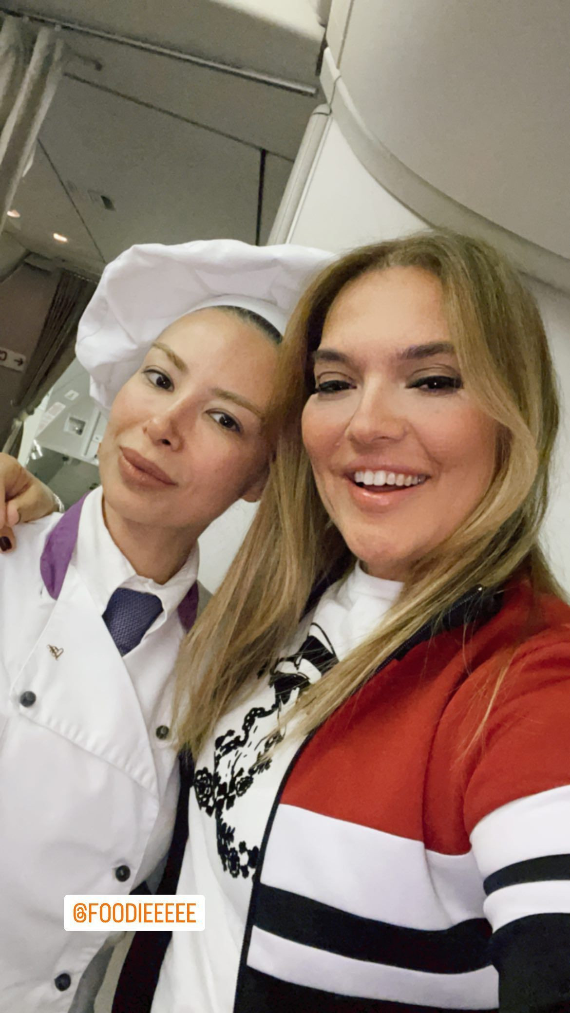 Demet Akalın ile Seren Serengil kız kıza tatile çıktı - Sayfa 7