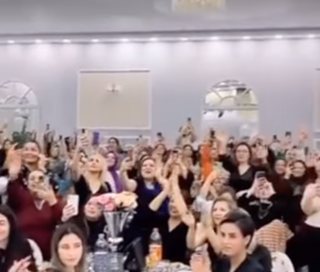 Gebze’de eşcinsel kişinin kadınlarla eğlencesi tepki çekti - Sayfa 8