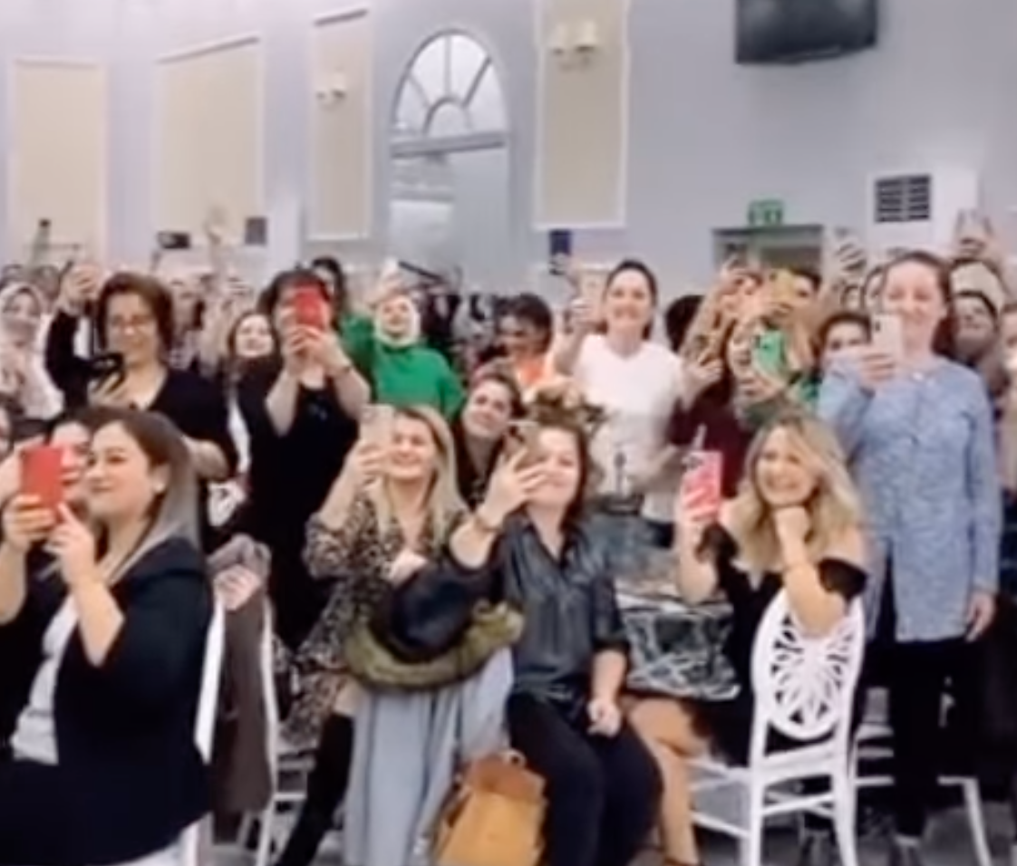 Gebze’de eşcinsel kişinin kadınlarla eğlencesi tepki çekti - Sayfa 9