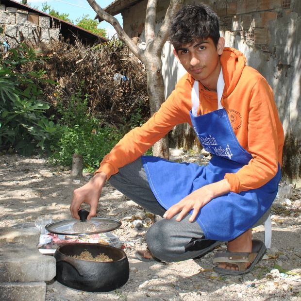 Taha Duymaz fenomen olmadan önceki hayatını anlattı: ''Çöpten teneke toplayıp satardım'' - Sayfa 16