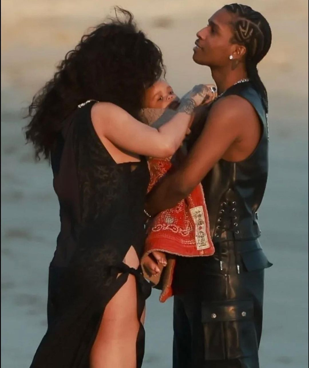 Rihanna'nın sır gibi sakladığı oğlu sonunda görüntülendi - Sayfa 11