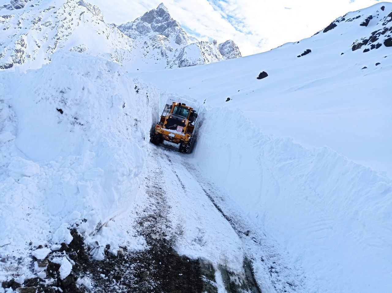 Türkiye beyaza büründü! Kardan tüneller açıldı... - Sayfa 5