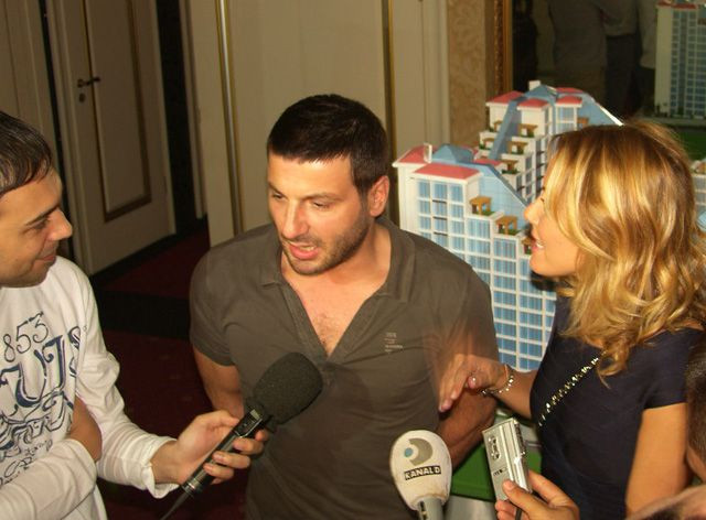 Davut Güloğlu'ndan eski nişanlısı Ece Erken hakkında olay itiraf: ''Nişanlanmaya mecbur kaldım'' - Sayfa 7