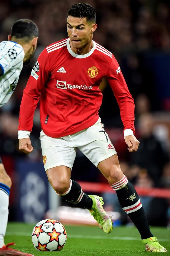 Cristiano Ronaldo imzayı atıyor - Sayfa 10