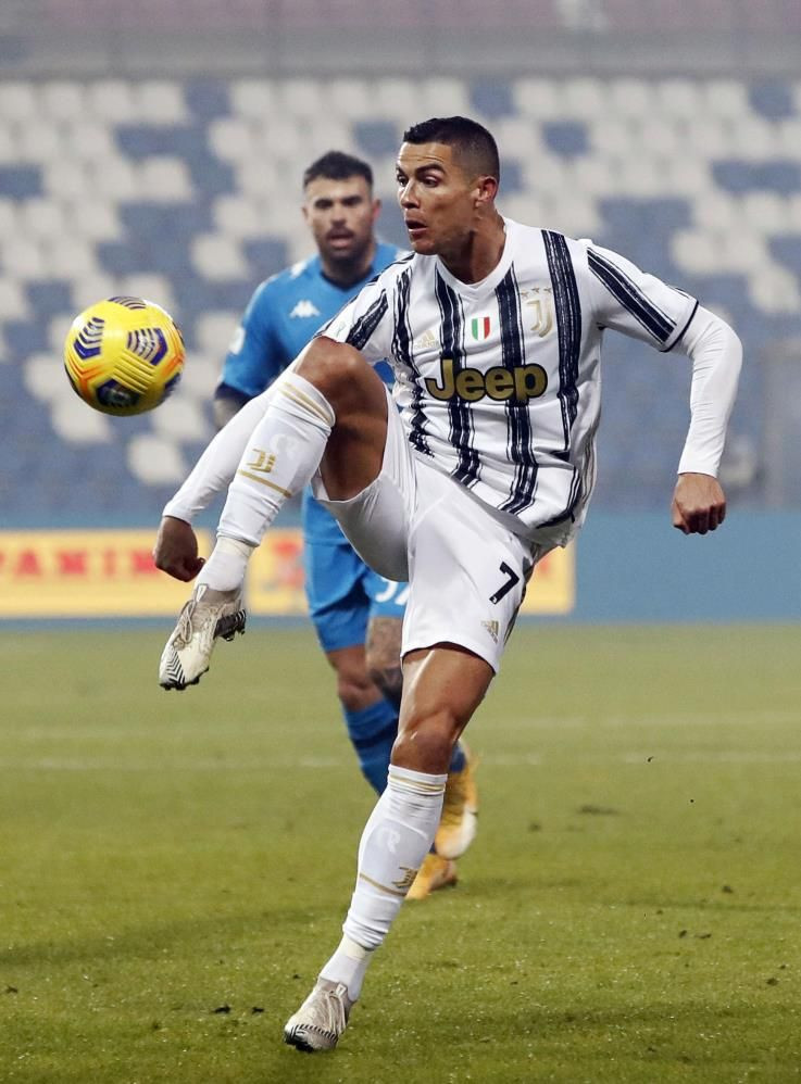 Cristiano Ronaldo imzayı atıyor - Sayfa 14