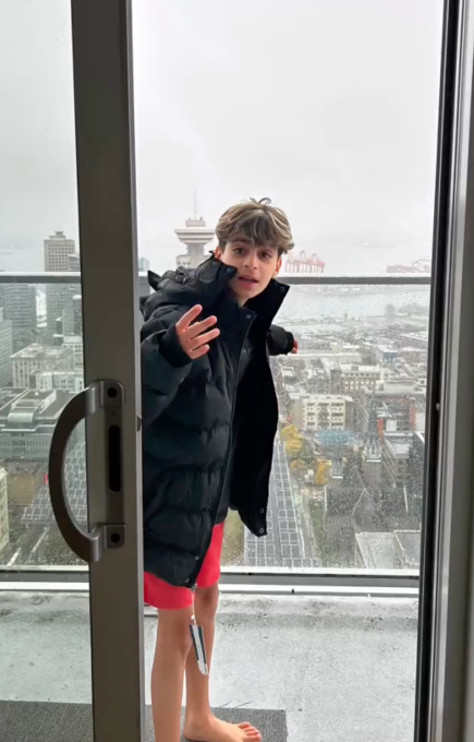 Belçim Bilgin ile Yılmaz Erdoğan'ın oğlu Rodin son haliyle şaşırttı - Sayfa 11