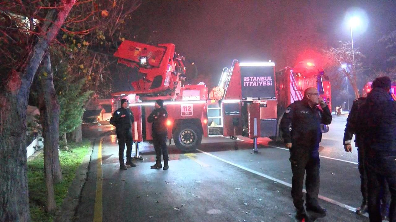 Kadıköy Bostancı sahilde korkutan tekne yangını: 6 tekne küle döndü - Sayfa 7