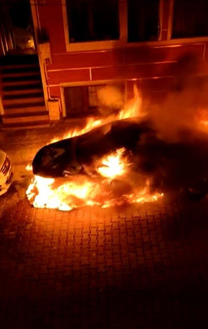 İstanbul'da akılalmaz dehşet: Ölümle tehdit etti dövdü mahalleyi yaktı - Sayfa 8