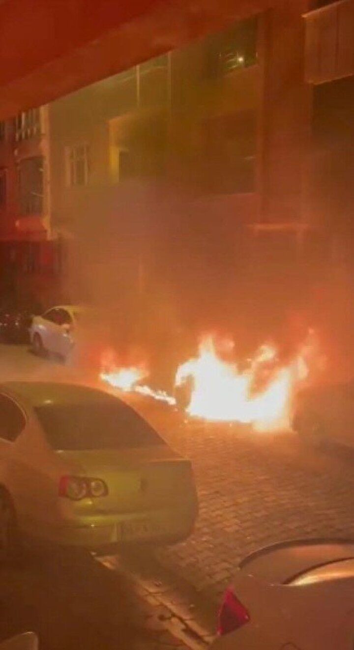 İstanbul'da akılalmaz dehşet: Ölümle tehdit etti dövdü mahalleyi yaktı - Sayfa 7