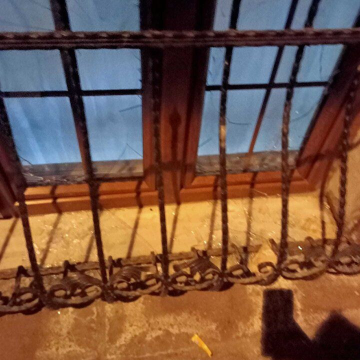 İstanbul'da akılalmaz dehşet: Ölümle tehdit etti dövdü mahalleyi yaktı - Sayfa 11