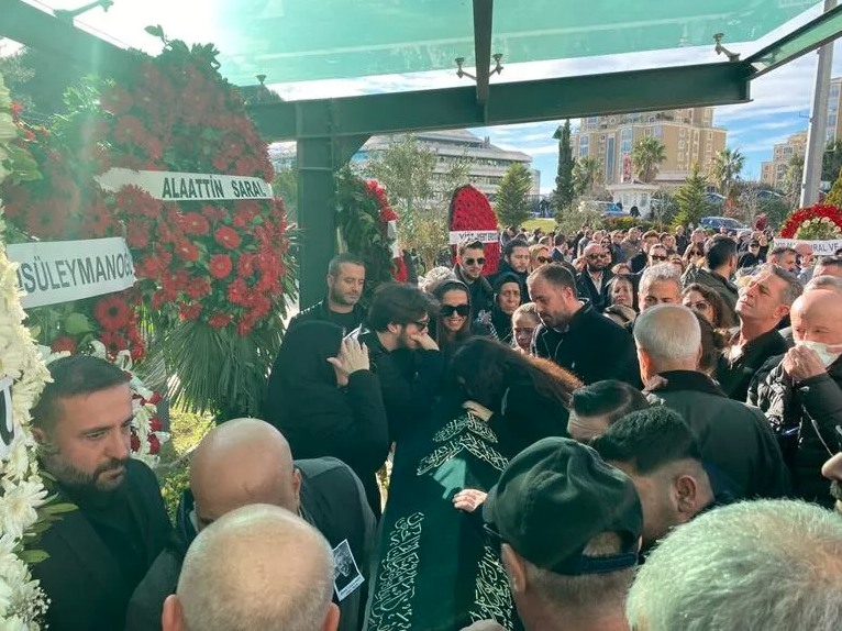 Elif Karlı'nın eşi Cengiz Karlı son yolculuğuna uğurlandı - Sayfa 5