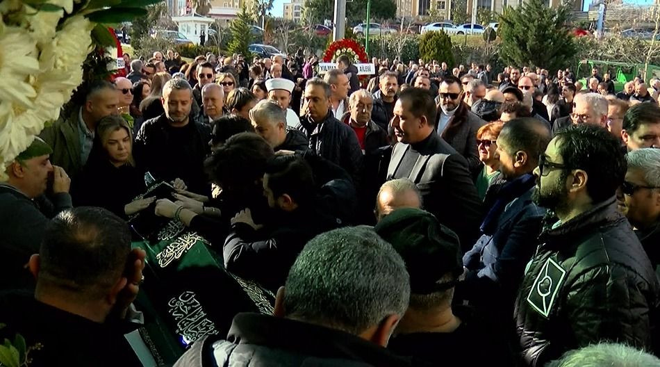 Elif Karlı'nın eşi Cengiz Karlı son yolculuğuna uğurlandı - Sayfa 8