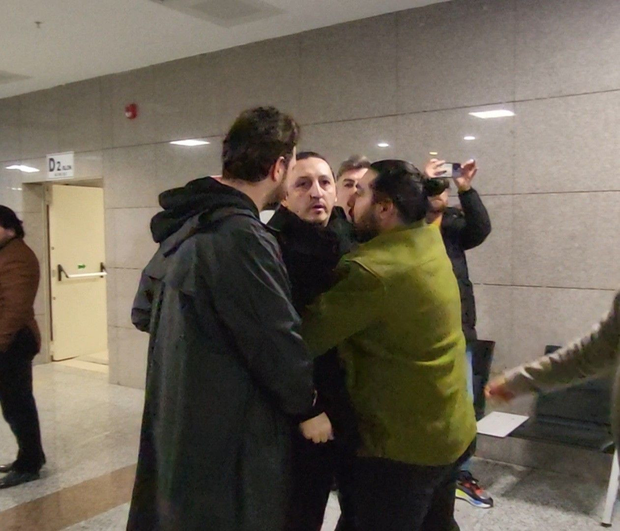 Kardeşler birbirine girdi! 'Prestij Meselesi' filminin davasında ortalık fena karıştı - Sayfa 5