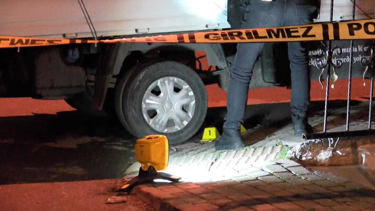 Esenler'de dehşete düşüren olay! Boşanma aşamasındaki eşine sokak ortasında kurşun yağdırdı - Sayfa 5