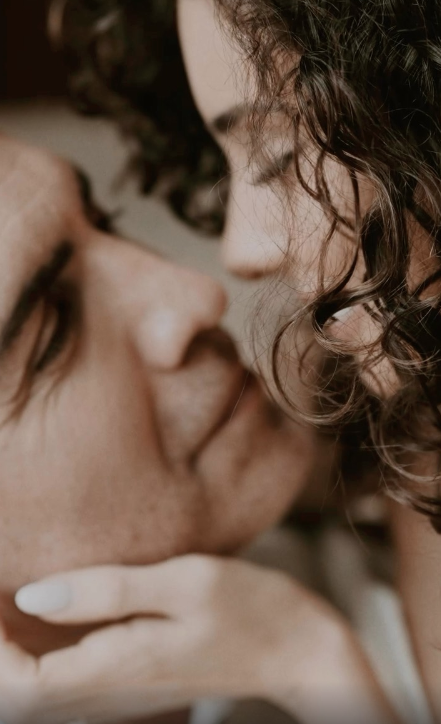 Samar Dadgar ile üçüncü evliliğini yapan Özcan Deniz ikinci kez baba oluyor - Sayfa 12