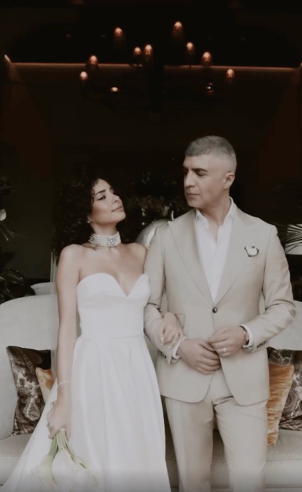 Samar Dadgar ile üçüncü evliliğini yapan Özcan Deniz ikinci kez baba oluyor - Sayfa 8