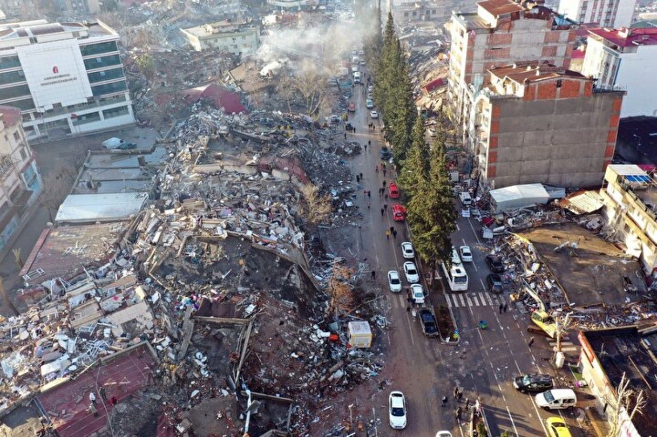 Deprem alanları havadan görüntülendi! Büyük yıkım gözler önüne serildi - Sayfa 3