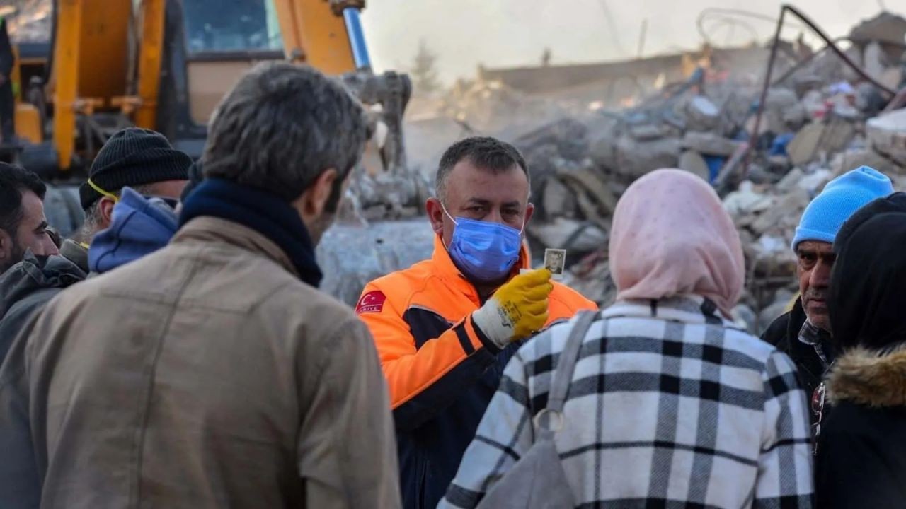 Hala umut var! Deprem bölgelerinde çalışmalar devam ediyor... - Sayfa 4