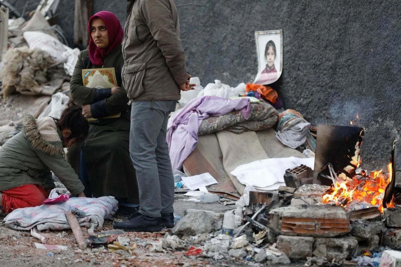 Hala umut var! Deprem bölgelerinde çalışmalar devam ediyor... - Sayfa 3