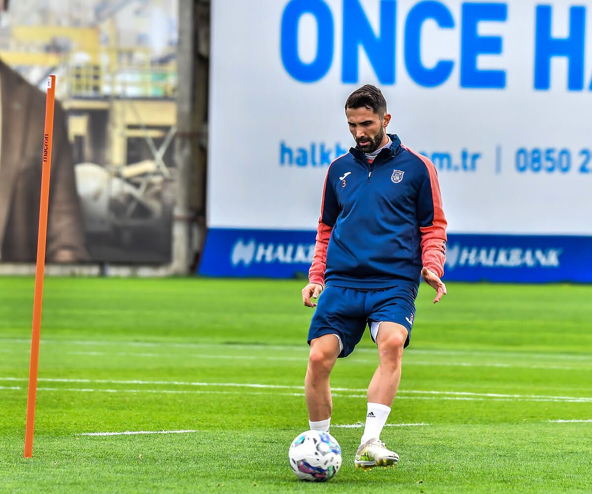 İşte 6 Şubat'tan bu yana Süper Lig ve TFF 1. Lig'de yapılan tüm transferler! - Sayfa 7