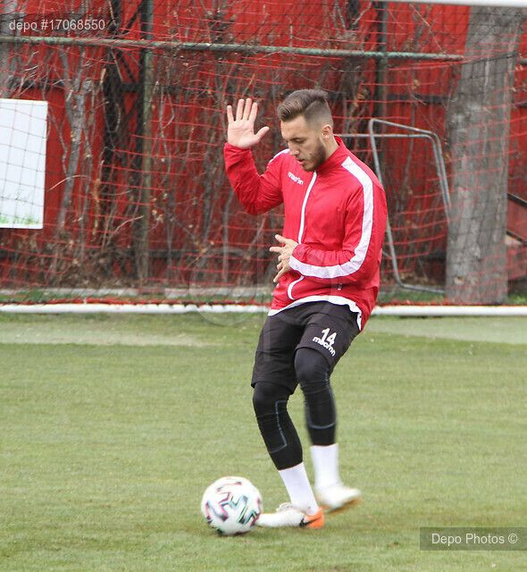 İşte 6 Şubat'tan bu yana Süper Lig ve TFF 1. Lig'de yapılan tüm transferler! - Sayfa 12