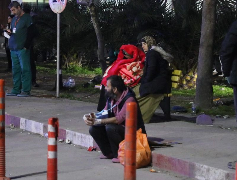 Hatay’daki depremin ardından bölgeden ilk kareler! - Sayfa 22