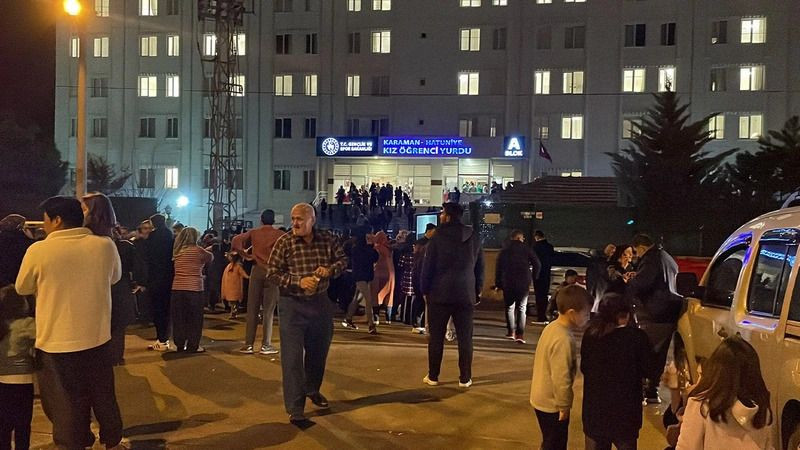 Hatay’daki depremin ardından bölgeden ilk kareler! - Sayfa 10