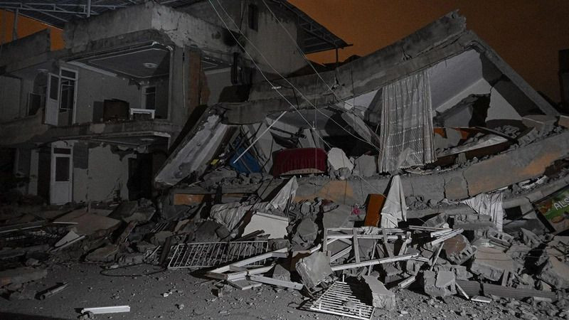 Hatay’daki depremin ardından bölgeden ilk kareler! - Sayfa 13