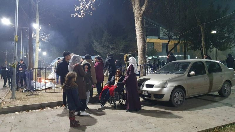 Hatay’daki depremin ardından bölgeden ilk kareler! - Sayfa 23