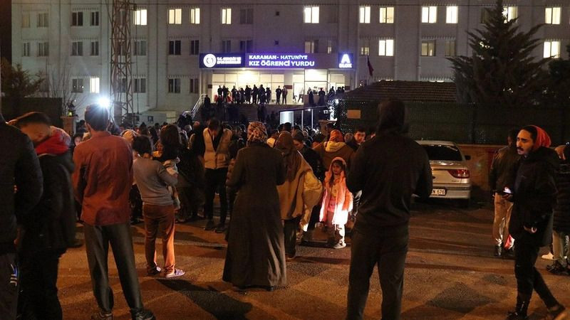 Hatay’daki depremin ardından bölgeden ilk kareler! - Sayfa 7