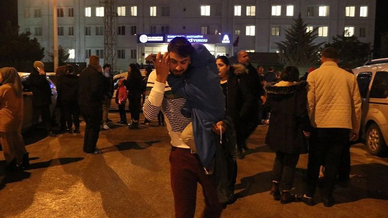 Hatay’daki depremin ardından bölgeden ilk kareler! - Sayfa 9