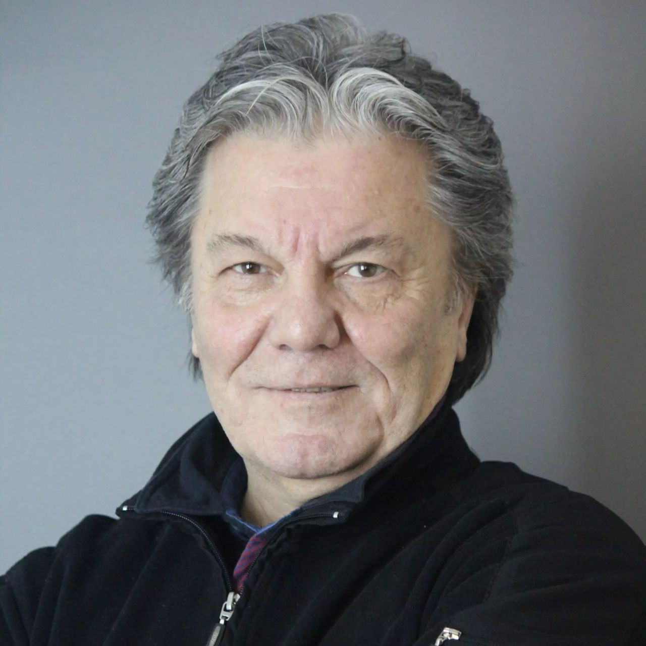 Usta oyuncu Kazım Akşar'dan acı haber! Kalbine yenik düştü... - Sayfa 17