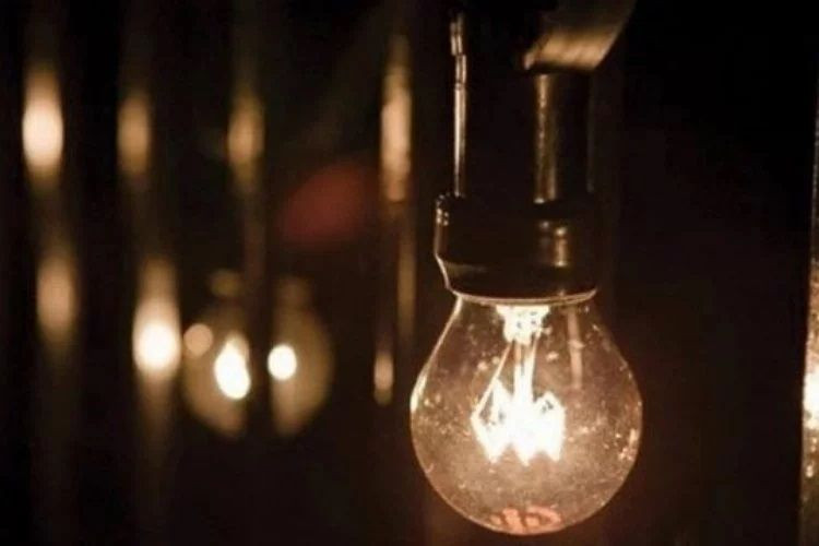 İstanbul'da elektriğin kesileceği ilçeler belli oldu! 8 Mart İstanbul elektrik kesintisi - Sayfa 1